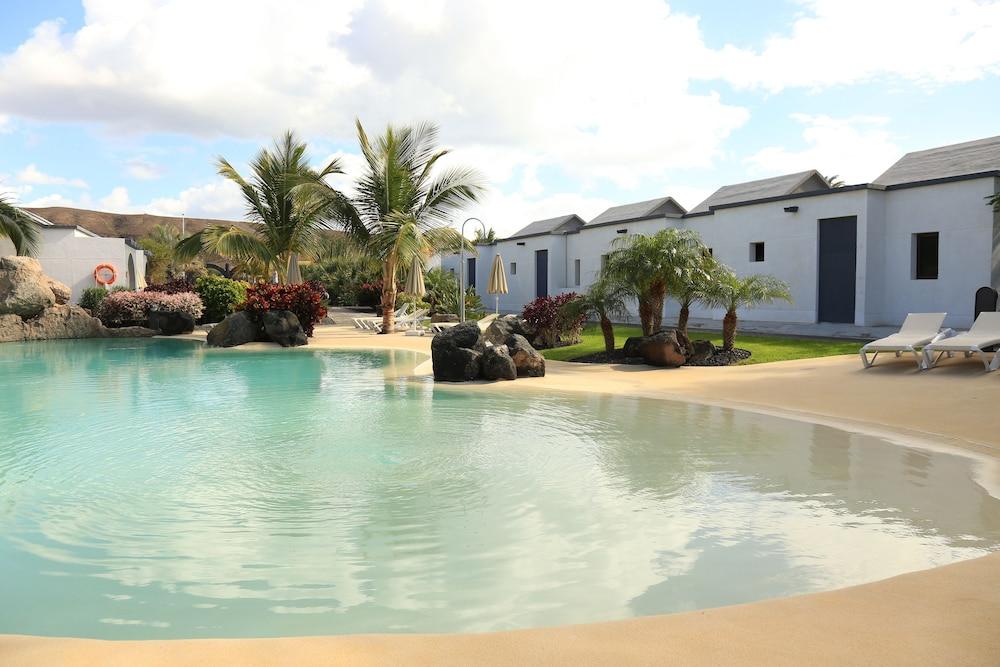 R2 Romantic Fantasia Dreams & Suites Hotel (Adults Only) Tarajalejo Eksteriør billede