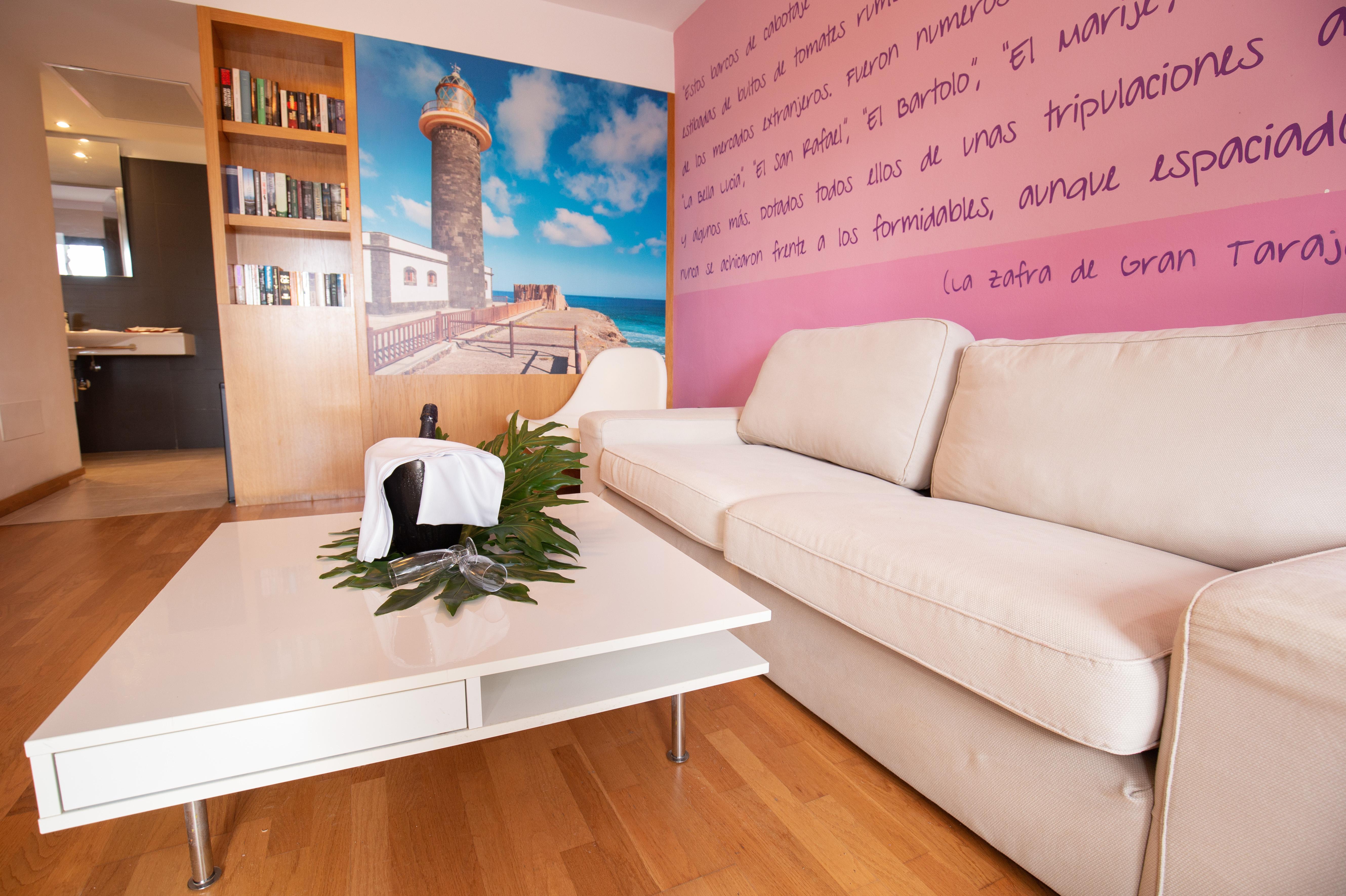 R2 Romantic Fantasia Dreams & Suites Hotel (Adults Only) Tarajalejo Eksteriør billede