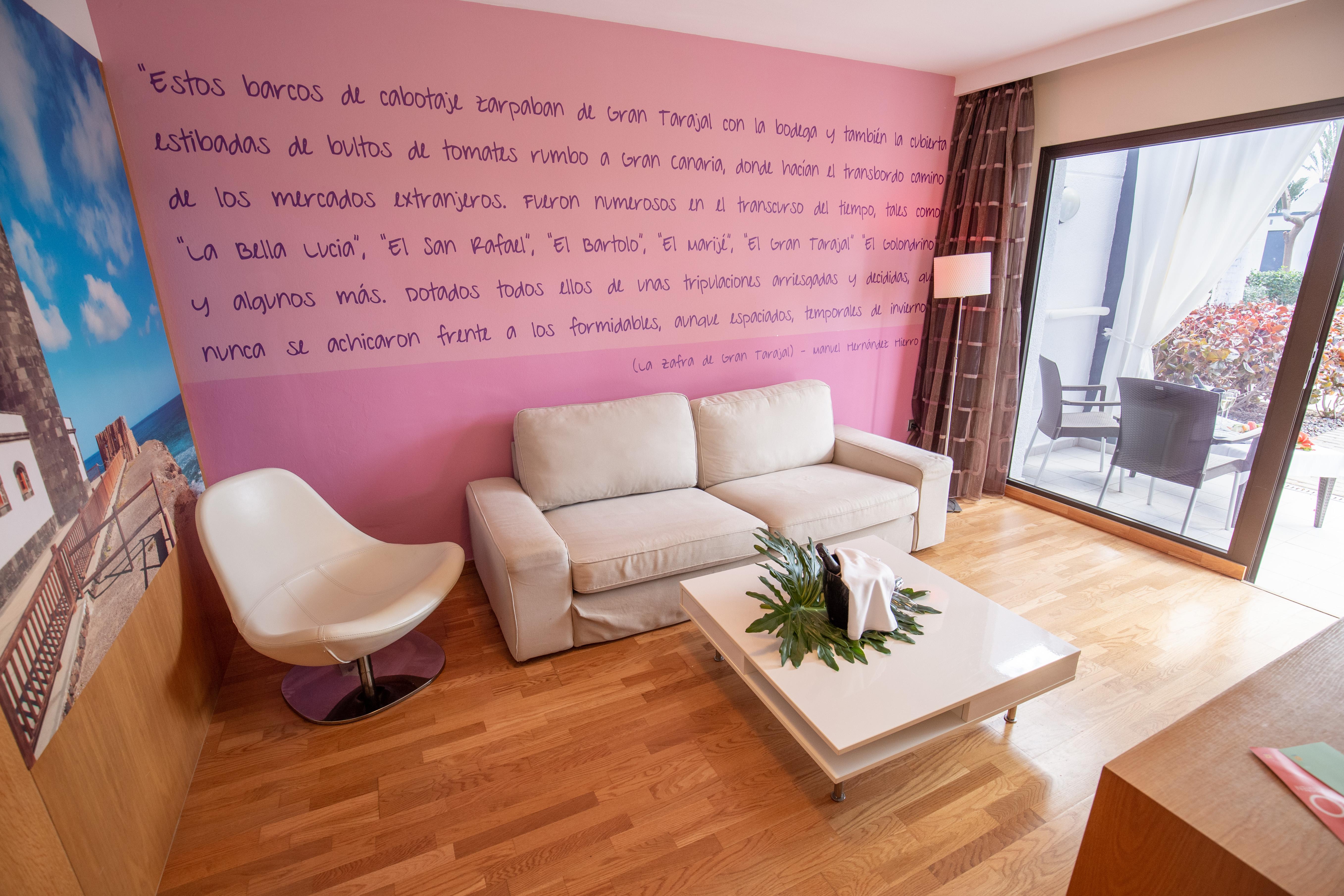 R2 Romantic Fantasia Dreams & Suites Hotel (Adults Only) Tarajalejo Eksteriør billede